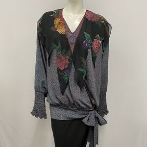 Maggie Shepherd Blouse‎ Top Floral Very Cool Bead Detail Ties on Side Size M